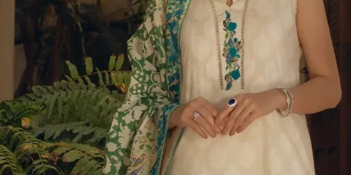 Off-white dhakai cotton shirt with embellishment paired with capri pants and dupatta – SHK-1080