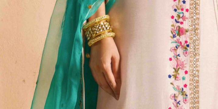 Pale pink silk angarkha with handworked arri embroidery paired with capri pants & organza dupatta – SHK-1135