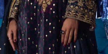 Reeya Velvet Shirt And Dupatta