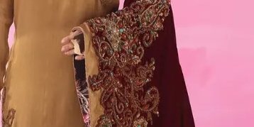Velour Aurelia