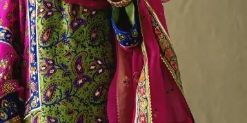 Naysa Dhani-Pink Silk Kaftan Set