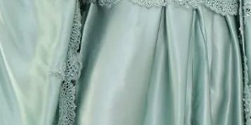 Eirine Cape Set