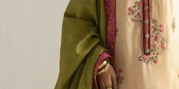 Sandstone Signature Suit
