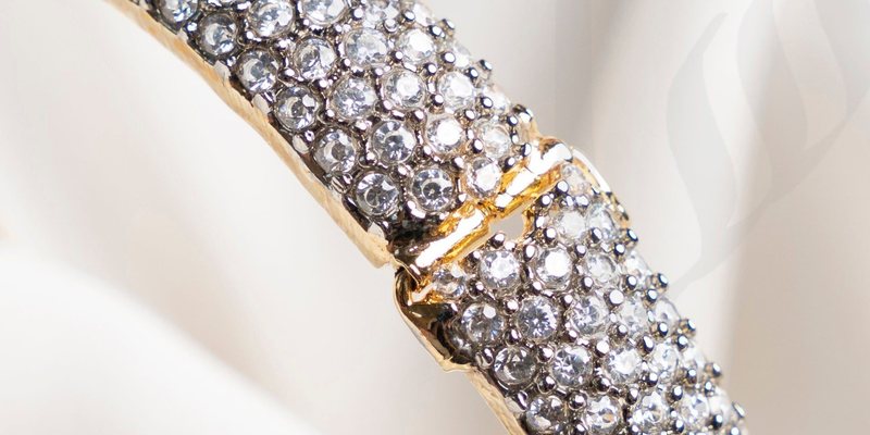Ethereal Zircon – Diamond Pattern