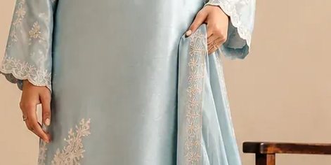 Blue Ari Luxe