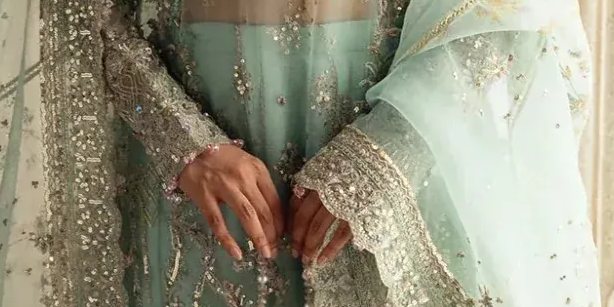 Hareem – Stitched