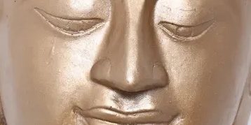 Buddha Head – Golden Sculpture