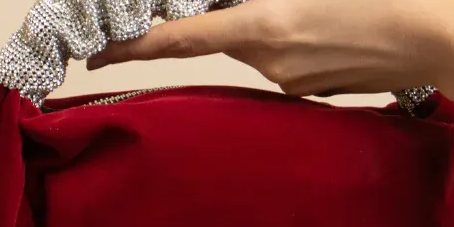 Emma Maroon
