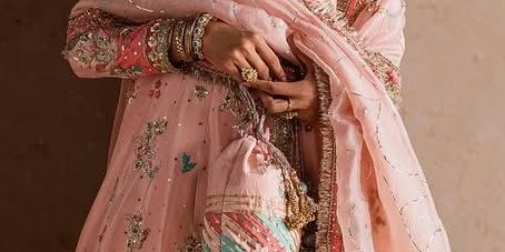 Mahveen Collection – MV012