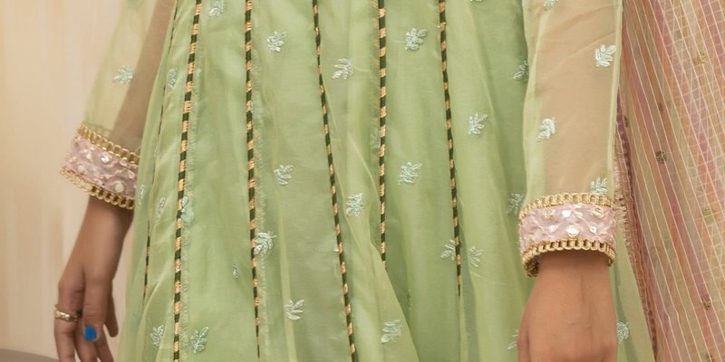 ZYRA – Sage Green Long Dress – 2 PCS