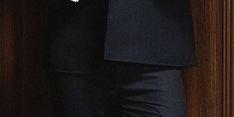 Classic Dark Navy Blue Double-Breasted Pinstripe Three-Piece Suit
