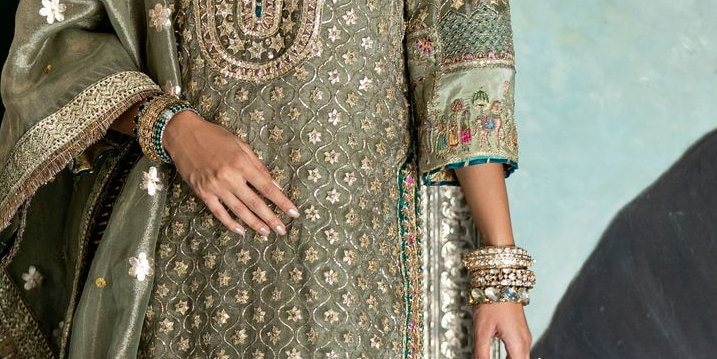 Moss Green Gotta Masoori Shirt with Block Print Farshi Gharara